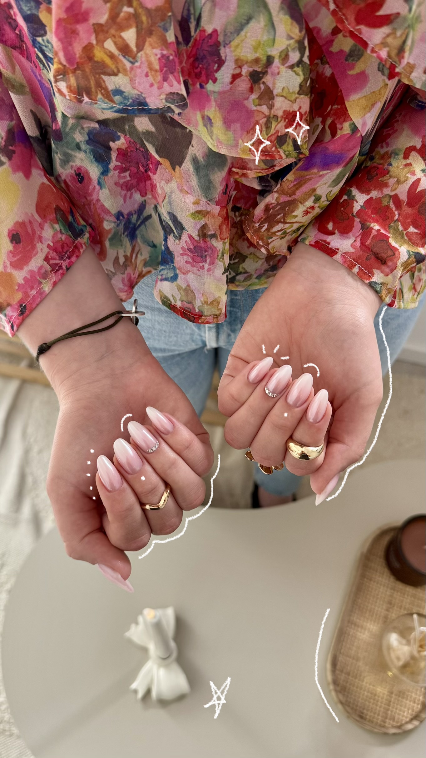 Pose d'ongles en gel et nail art sur-mesure réalisés au Studio Beauté Zoé à Saint-Estève